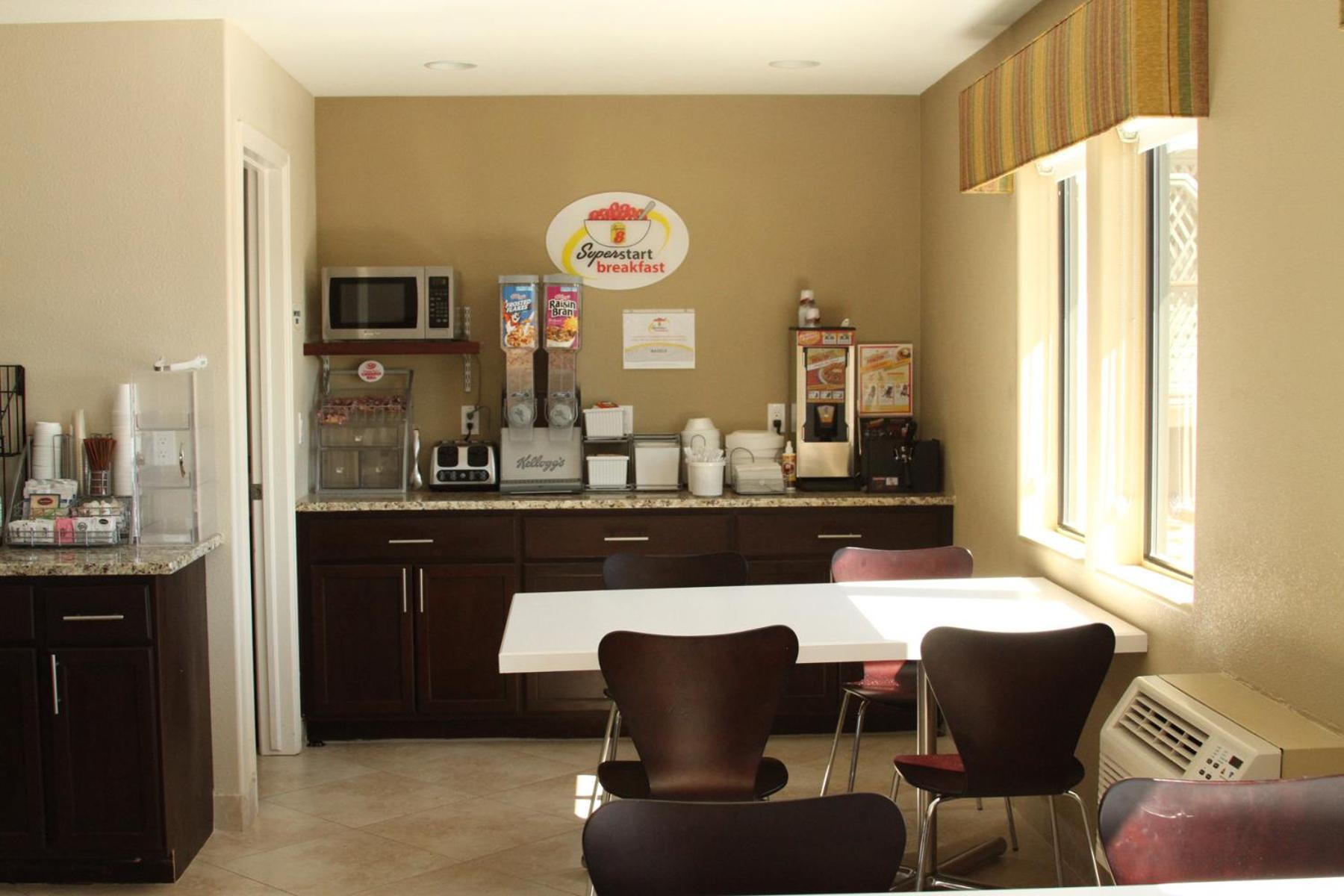Super 8 By Wyndham Montrose Μοτέλ Εξωτερικό φωτογραφία
